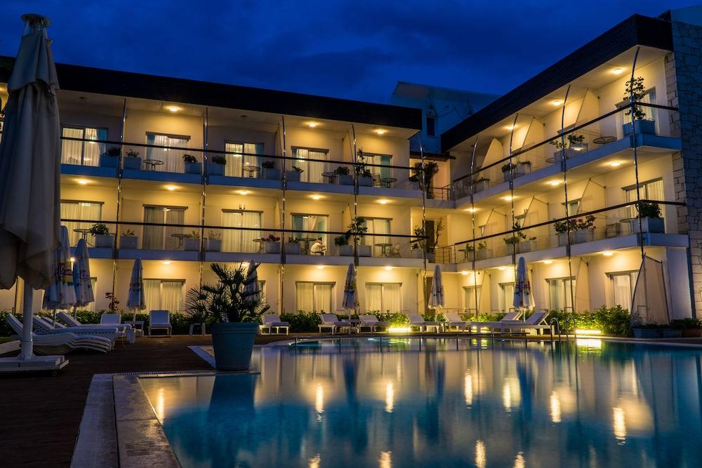 Otel Yeni Çeşme Eksteriør bilde